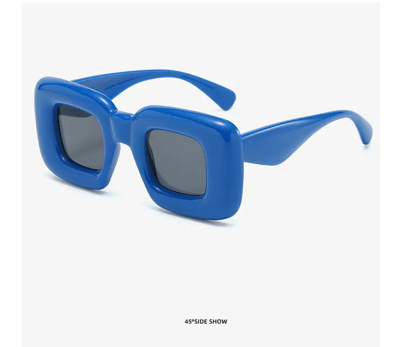 Square Catwalk Eyewear Black Y2K Sunglasses — feature 17