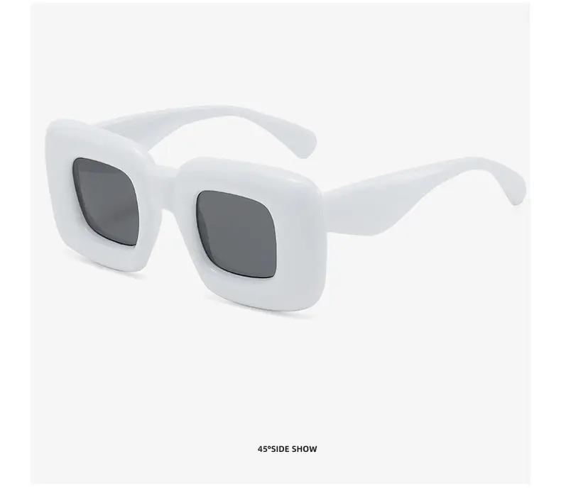 Square Catwalk Eyewear Black Y2K Sunglasses — feature 19