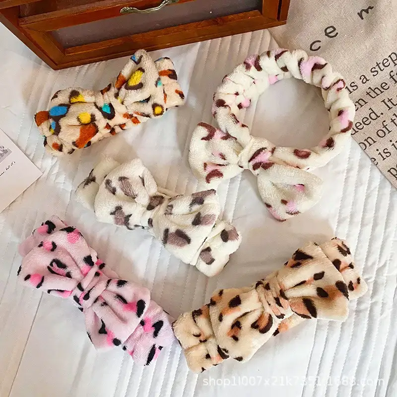 Red Bow Hairband with Leopard Print for Women - Image 39