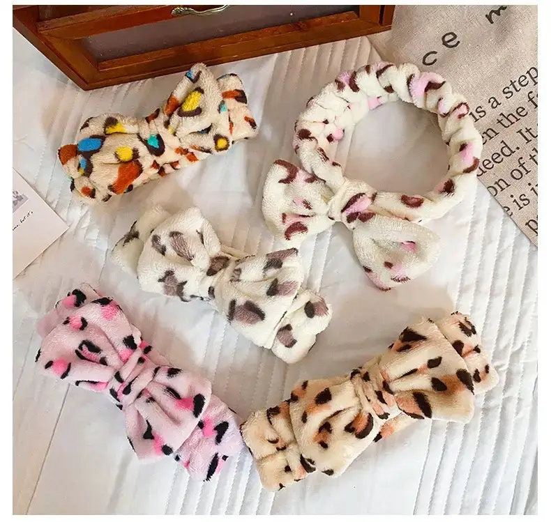 Red Bow Hairband with Leopard Print for Women — feature 9
