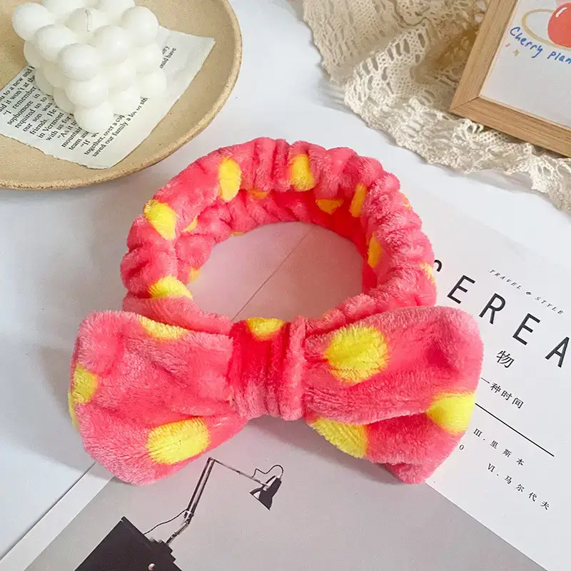 Red Bow Hairband with Leopard Print for Women - Image 7