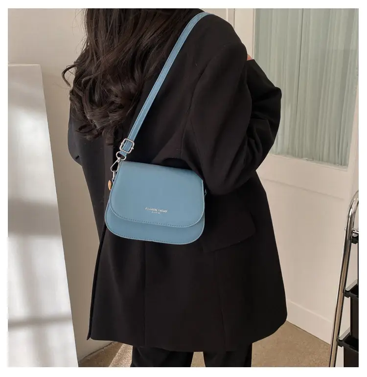 Light Blue Square Shoulder Bag for Women 2023 — feature 14