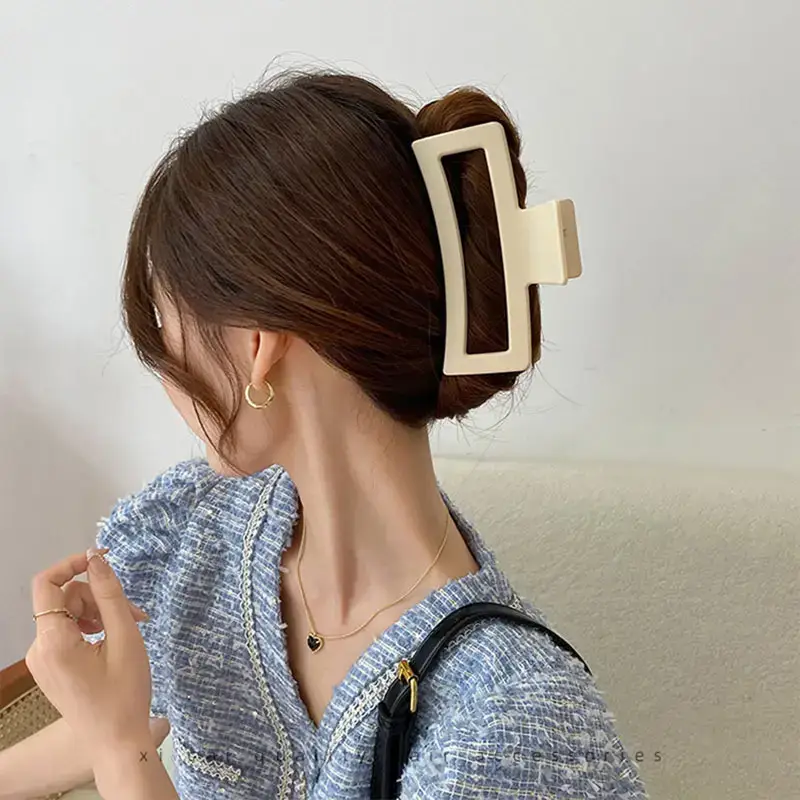 Extra Large Hair Clip 13cm Women Square Back - Image 10