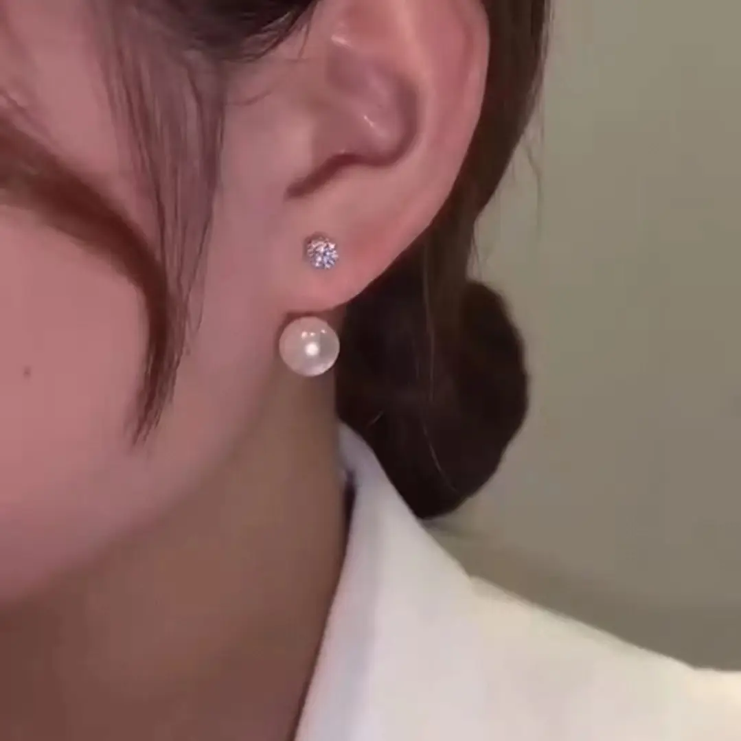 Classic Pearl Earrings with Sparkling Diamonds
