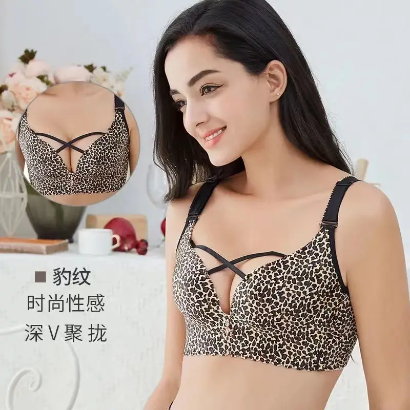 Glossy Seamless Front Buckle Large Size Large Cup Push-Up Adjustable Breast-Retracting Bra Adjustable Thin Cup Seamless Intimates — feature 3
