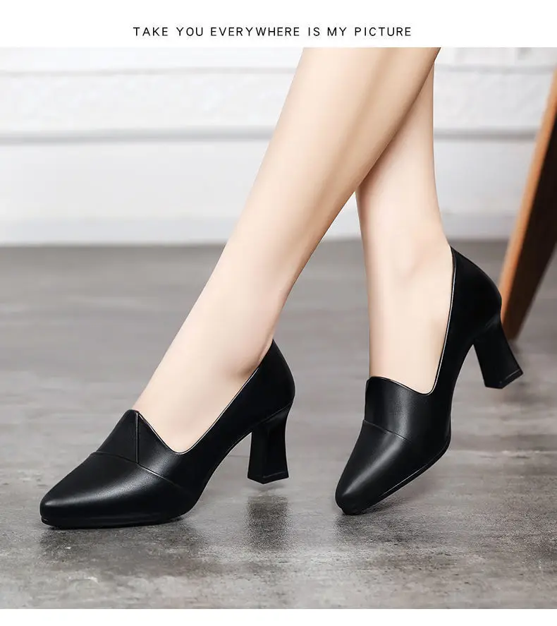 Black Pointed Heel Women's Leather Mules — feature 13