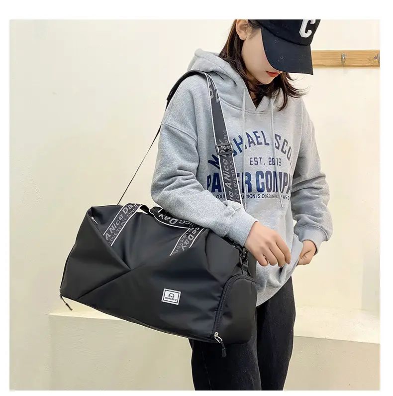 Black Travel Bag 2025 Large Capacity Dry Wet Separation — feature 5