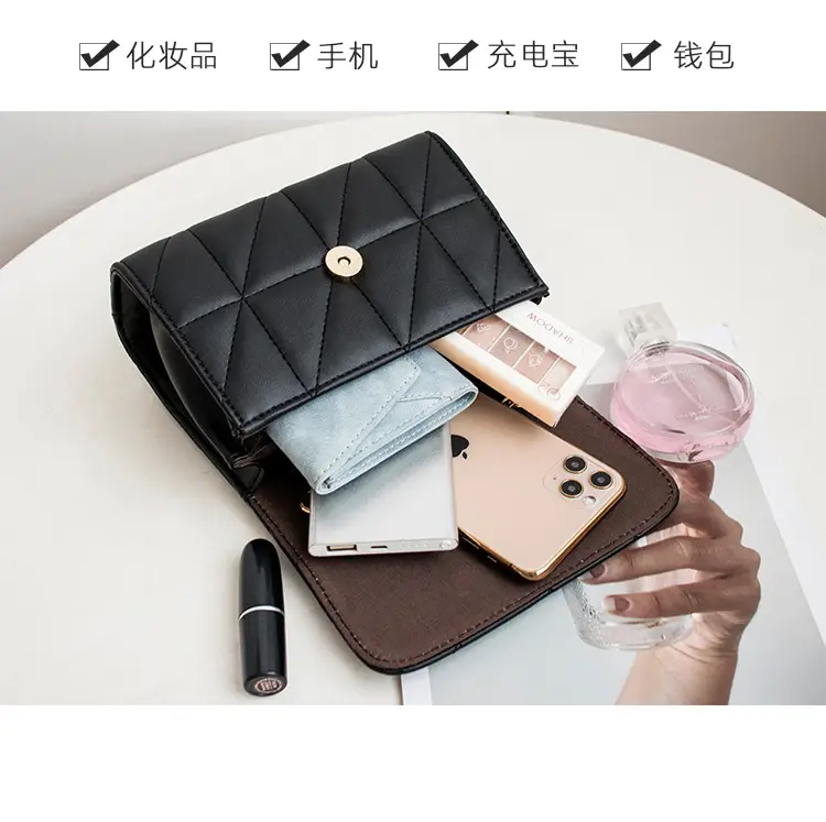 2023 New Letter Decorative Chain Crossbody Bag for Women — feature 6