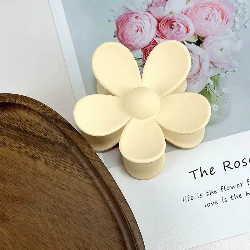 Black 4cm Flower Design Hair Clip for Women - Image 11