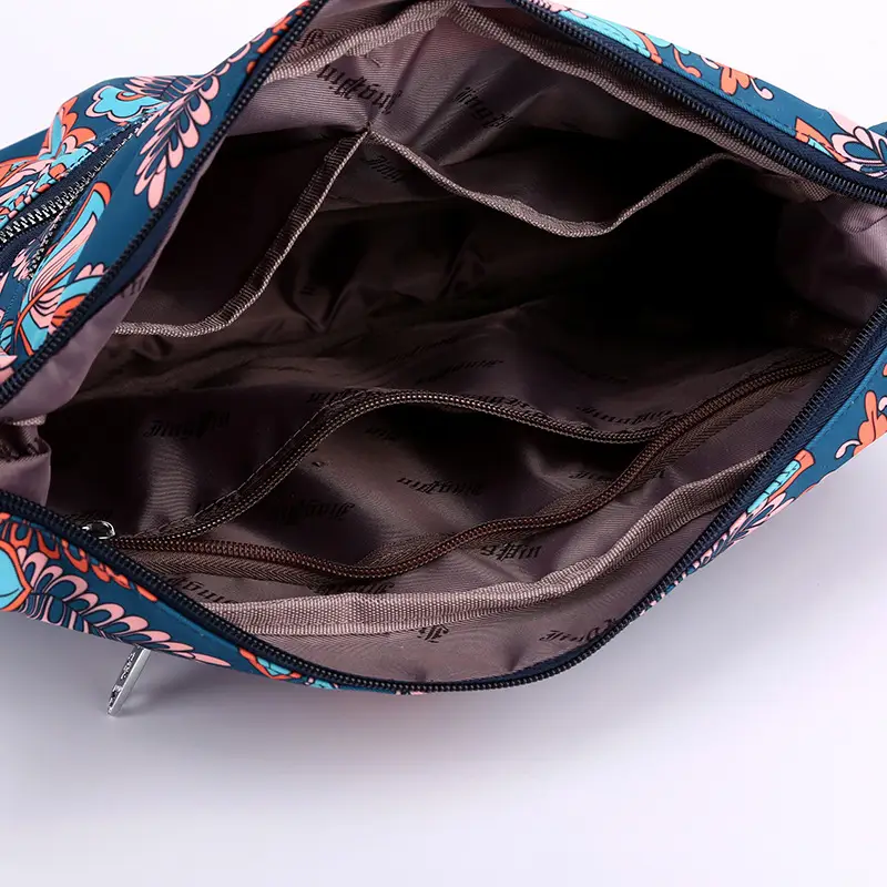 2023 New Pleated Women's Nylon Floral Shoulder Crossbody Bag