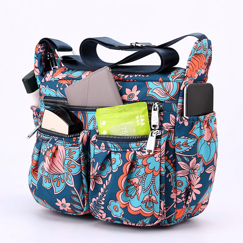 2023 New Pleated Women's Nylon Floral Shoulder Crossbody Bag