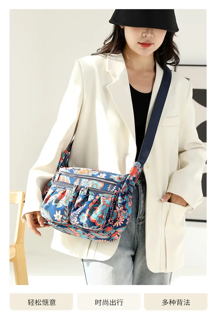 2023 New Pleated Women's Nylon Floral Shoulder Crossbody Bag — feature 18