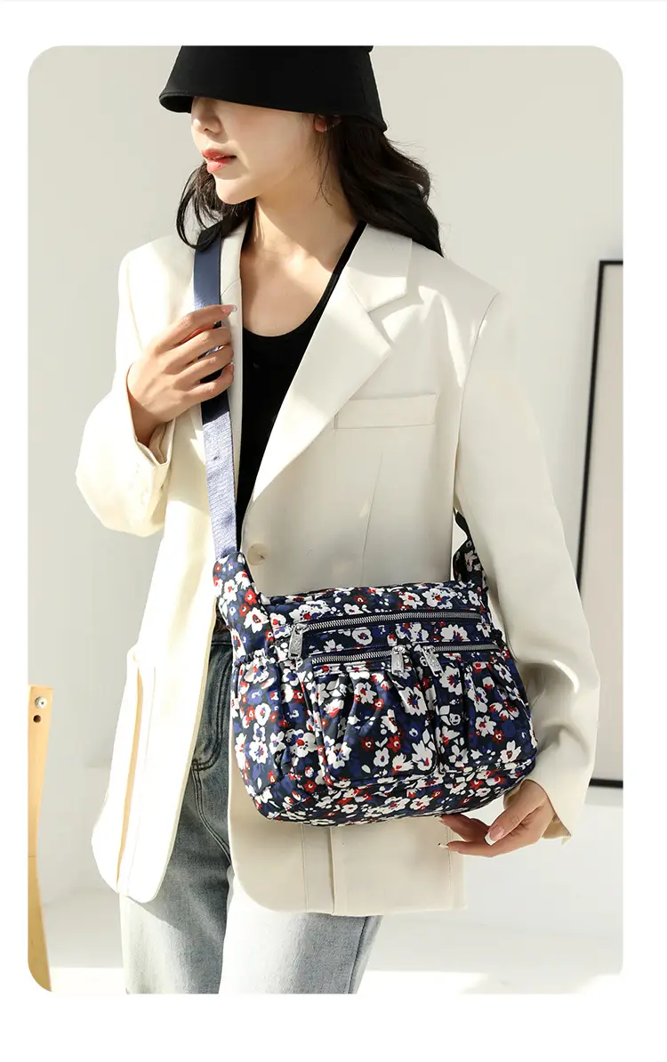 2023 New Pleated Women's Nylon Floral Shoulder Crossbody Bag — feature 23