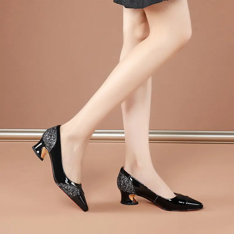 40yo Women's Black Pointed Heel Shoes Mid-Heel Leather All Match - Image 6