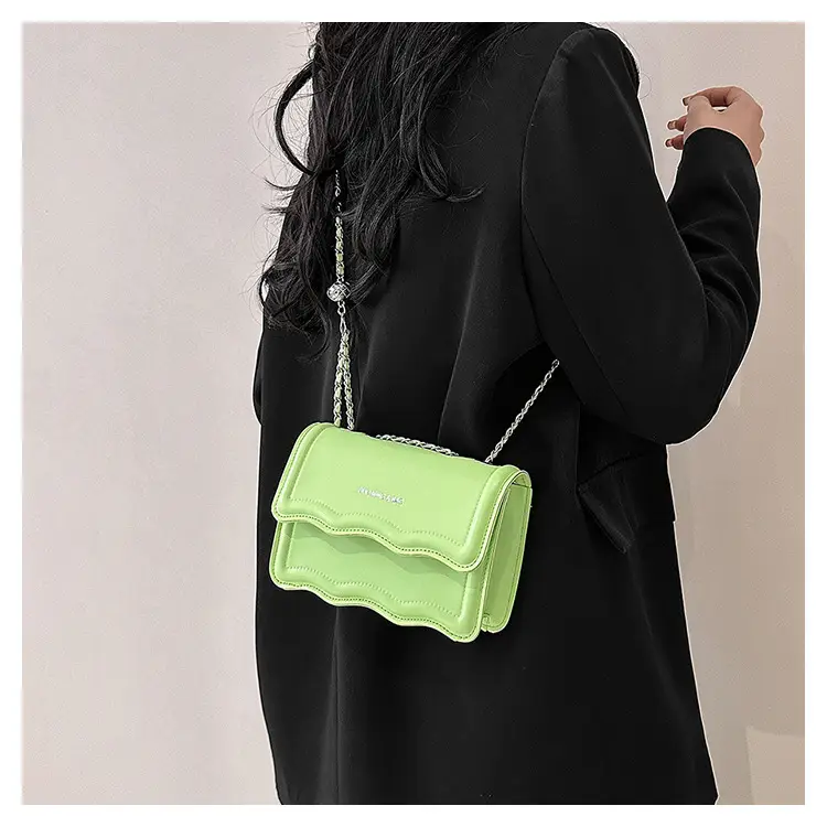 Retro Women's Bag 2023 New Solid Color Chain Crossbody — feature 19