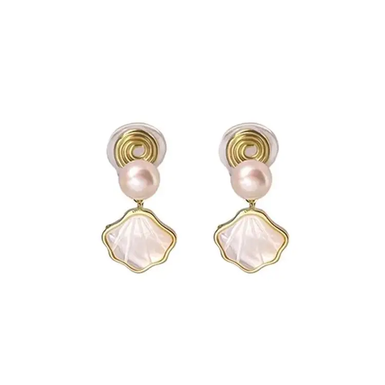 Natural Pearl Pearl Earrings Gold Plated - Image 4