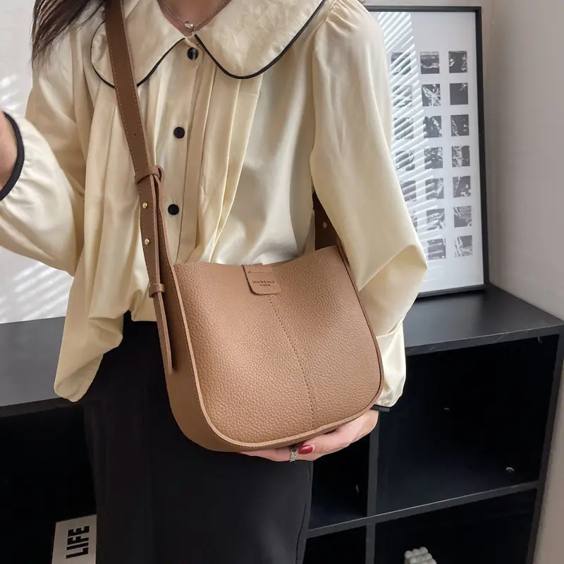 Women's Beige Pebble Crossbody Bag 2023 New Spring Summer - Image 3