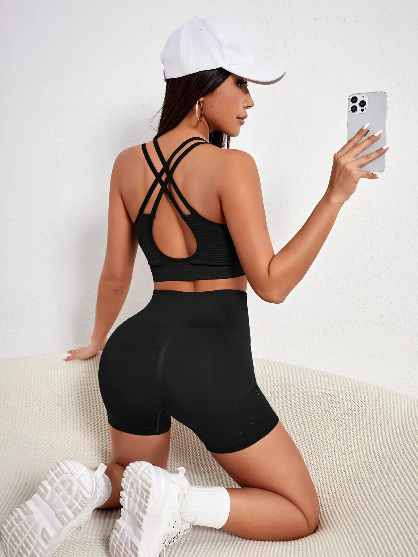 Black Red Cross Strap Sports Bra for Women — feature 3