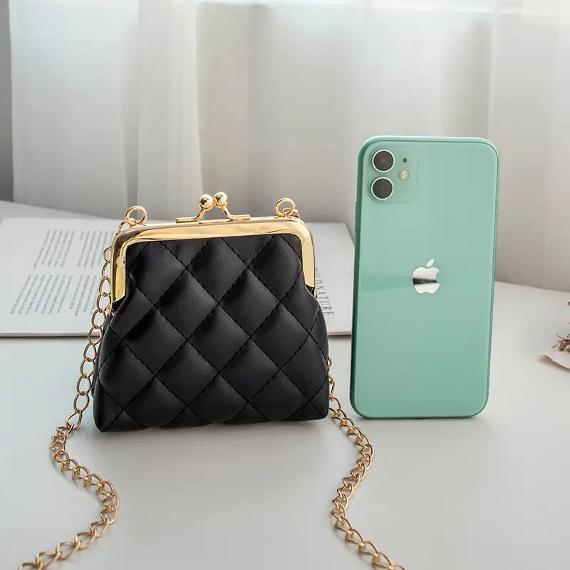 Black Diamond Lattice Chain Shoulder Clip Mini Bag