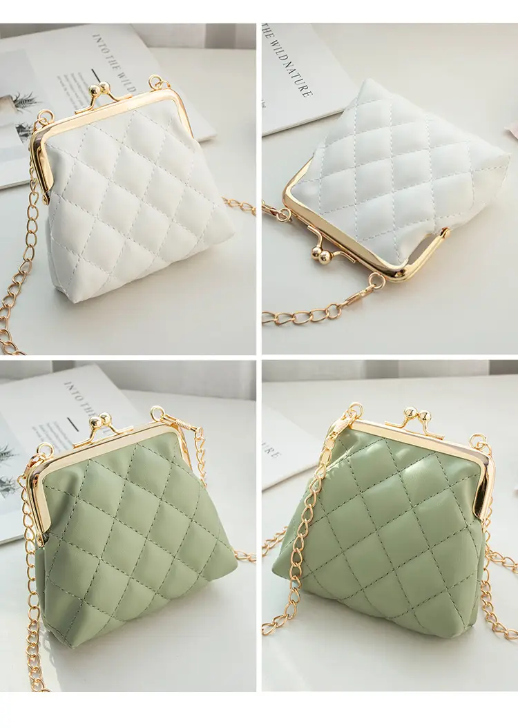 Black Diamond Lattice Chain Shoulder Clip Mini Bag — feature 12