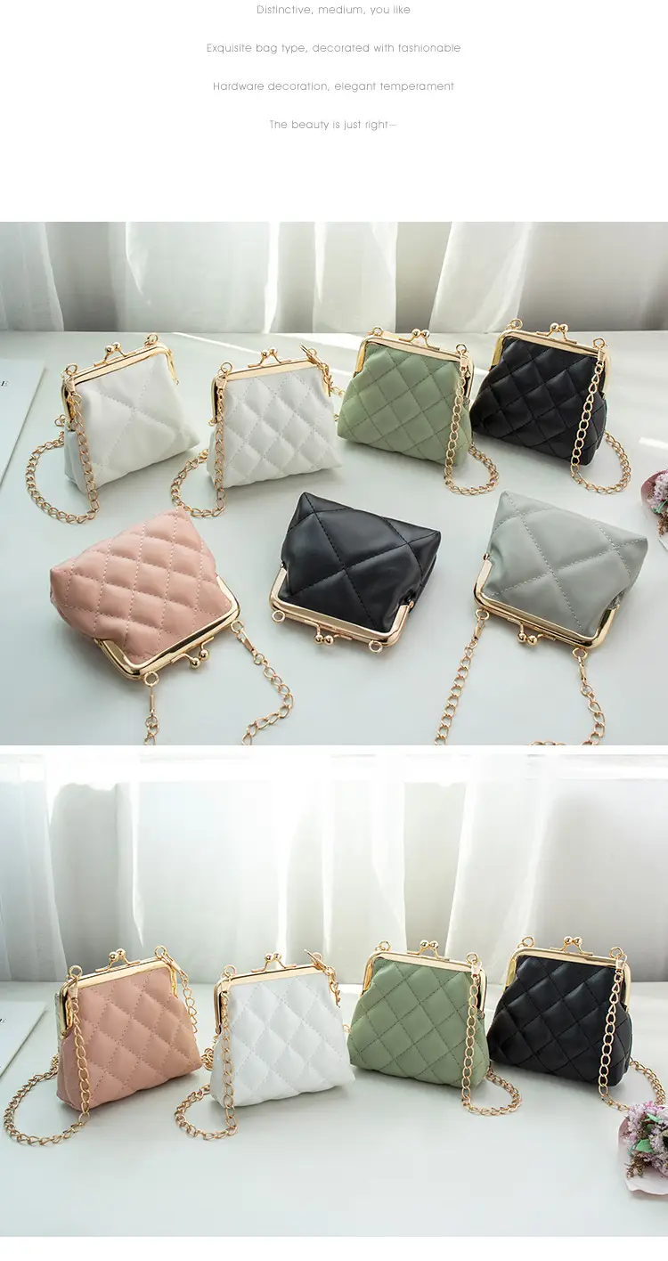 Black Diamond Lattice Chain Shoulder Clip Mini Bag — feature 3
