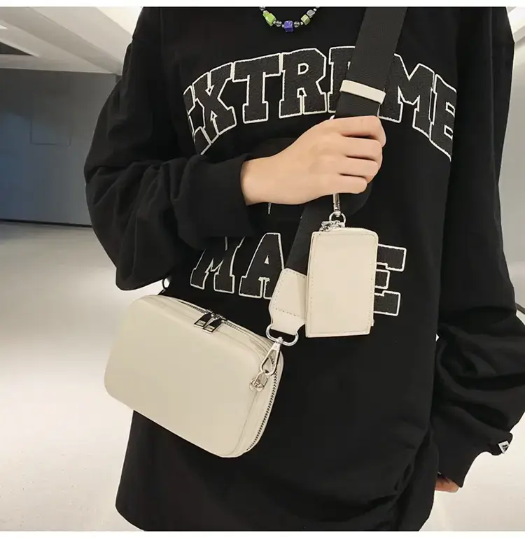 Men's Black Crossbody Bag 2022 Korean Style — feature 18