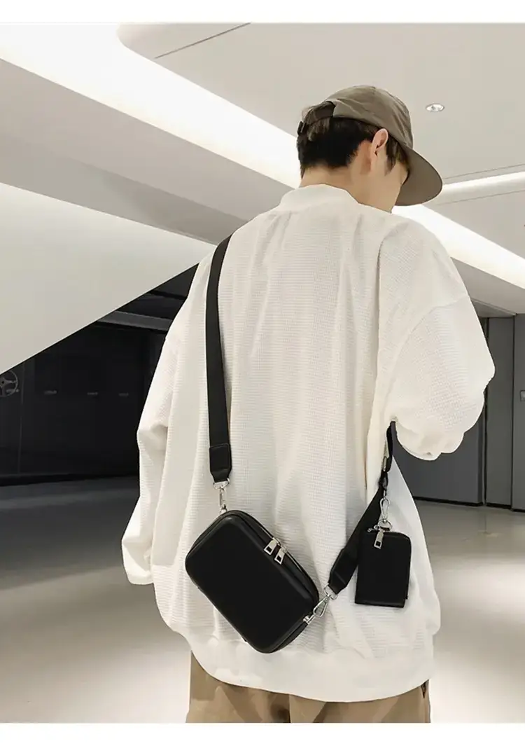 Men's Black Crossbody Bag 2022 Korean Style — feature 9
