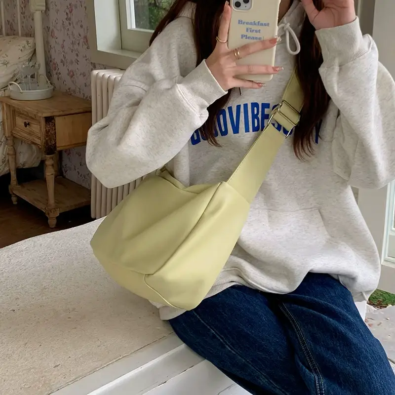Large Capacity Soft Leather Shoulder Bag for Women Yellow — feature 2