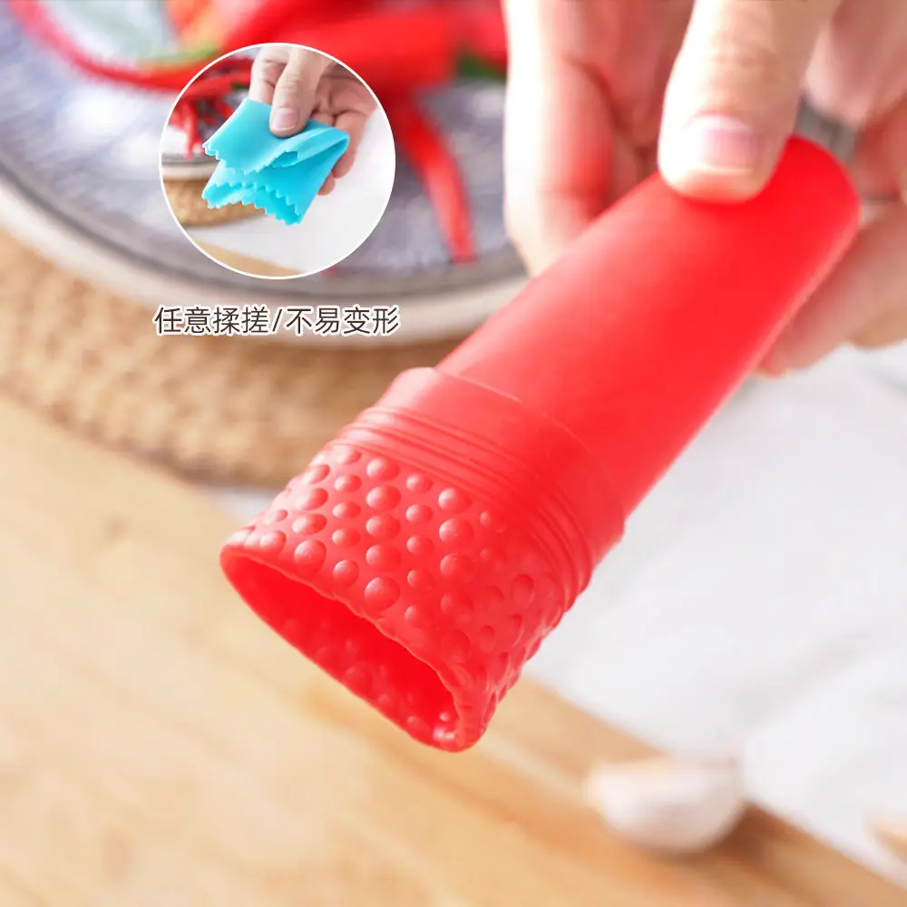 Silicone Garlic Peeler Red Manual Peeler - Image 4
