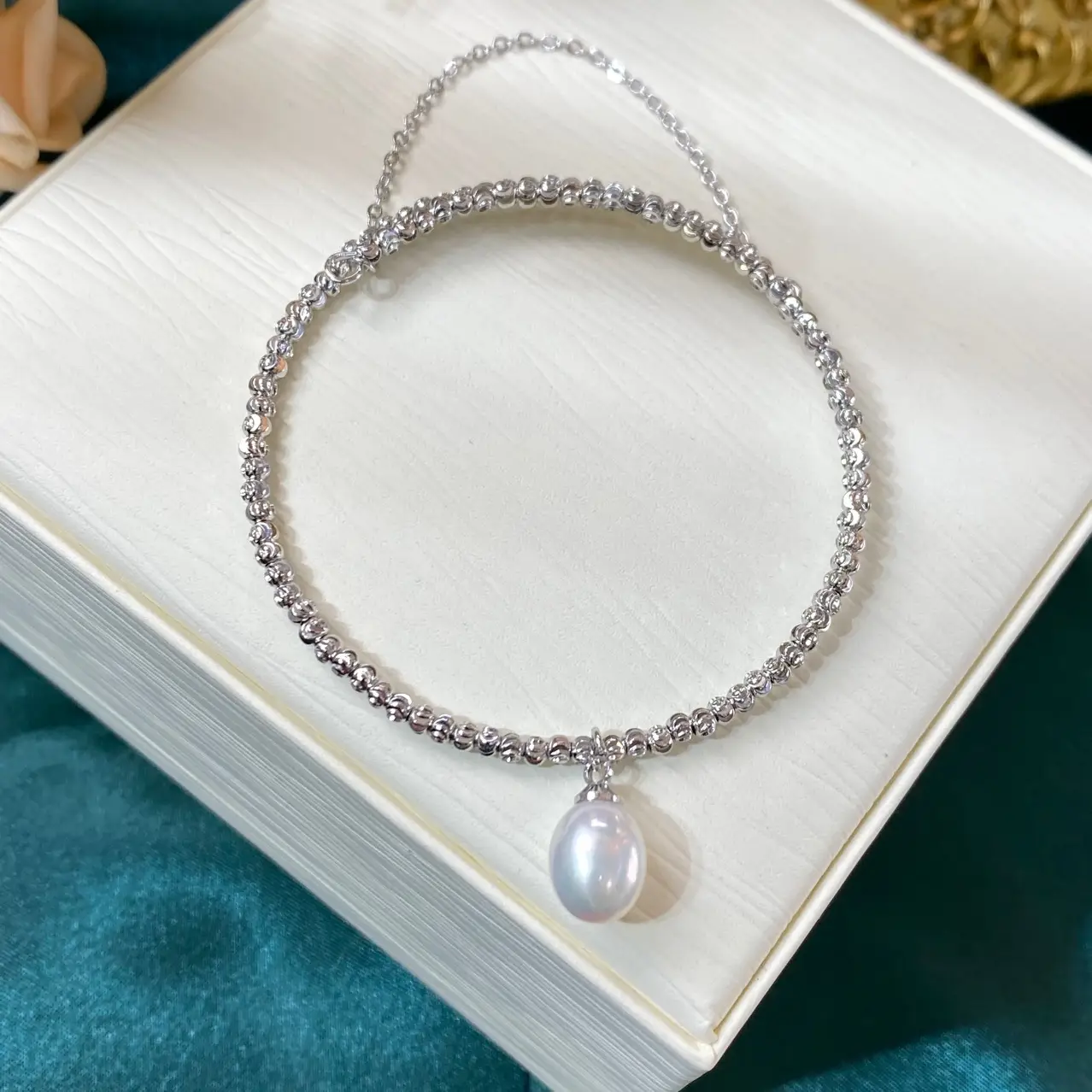 New Natural Pearl Bracelet for Women Elegant Luxury Design — feature 7