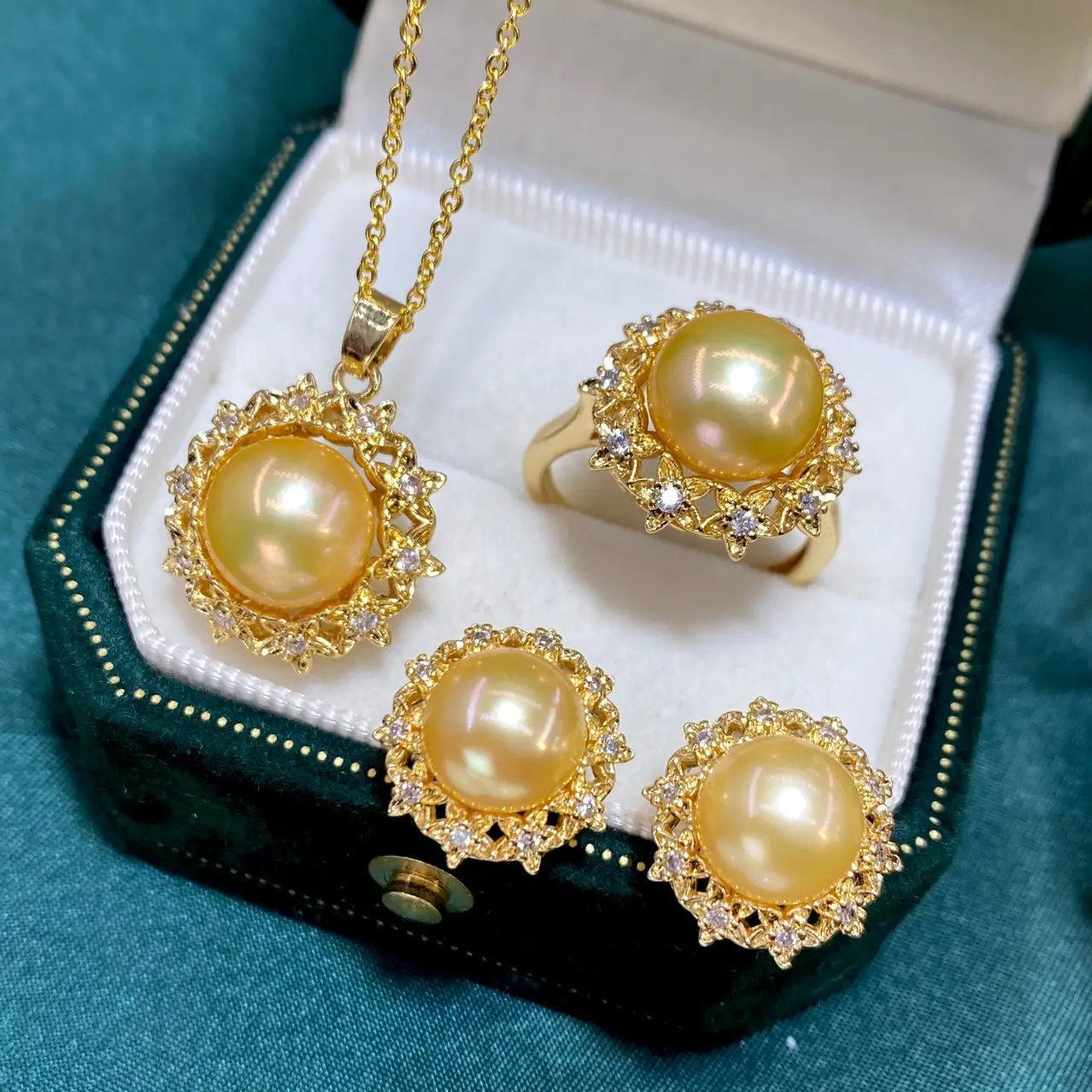 Freshwater Pearl Jewelry Set Gold Plated 3-Piece Set