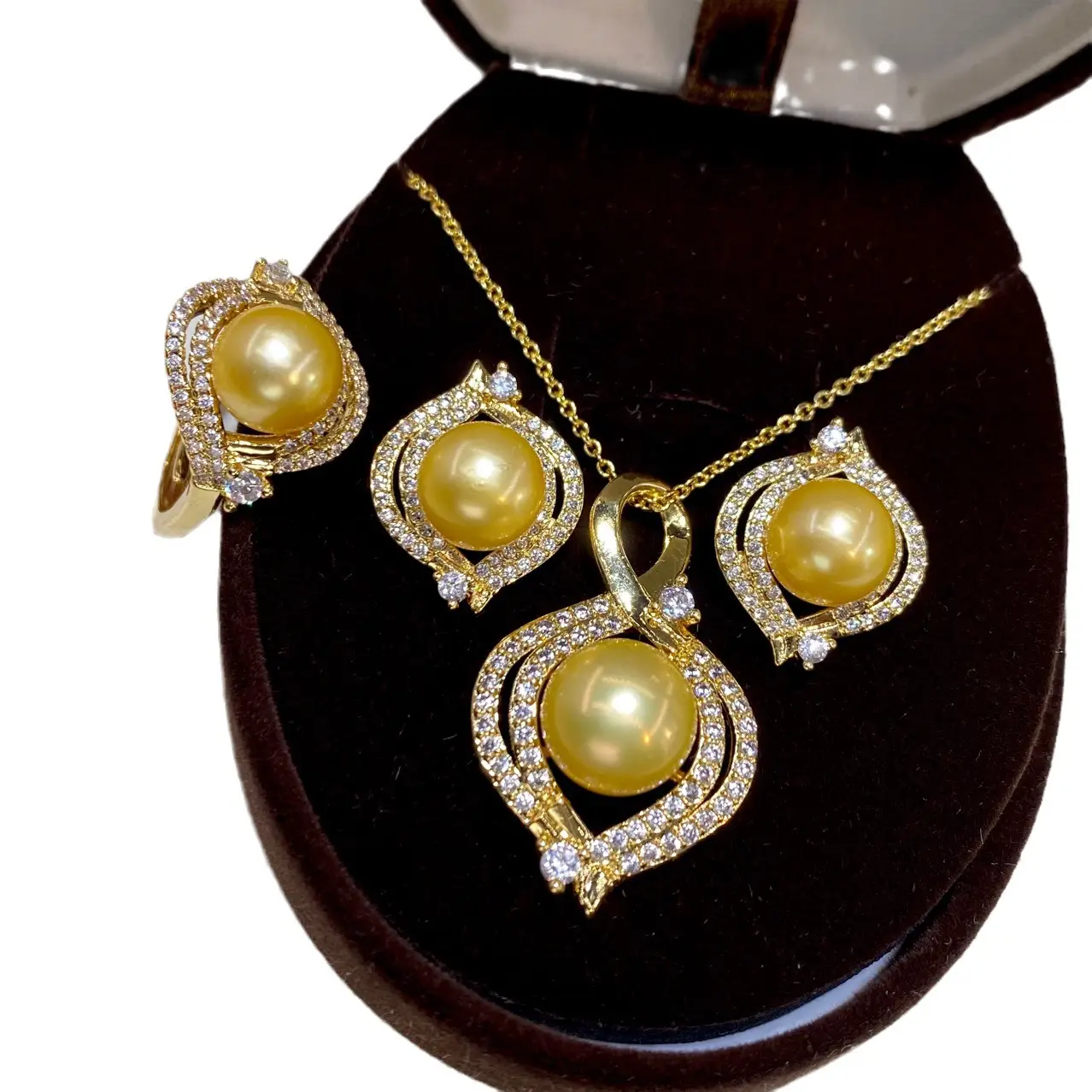 Freshwater Gold Pearl Necklace Set for Women - Image 5