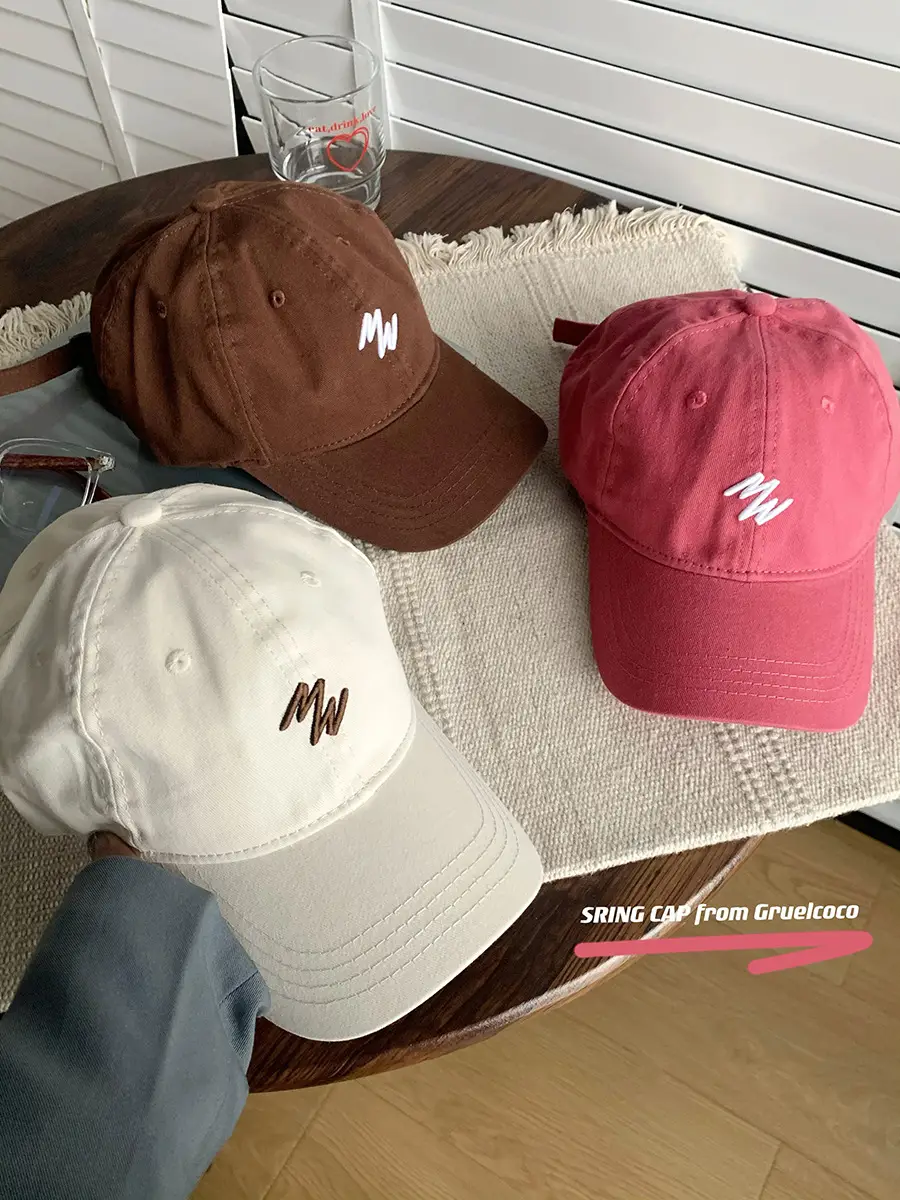 Lu Xi Embroidered Women's Brown Cap - Image 9