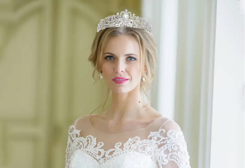 Crown Bridal Headband with Crystal Beads Rose Gold — feature 71