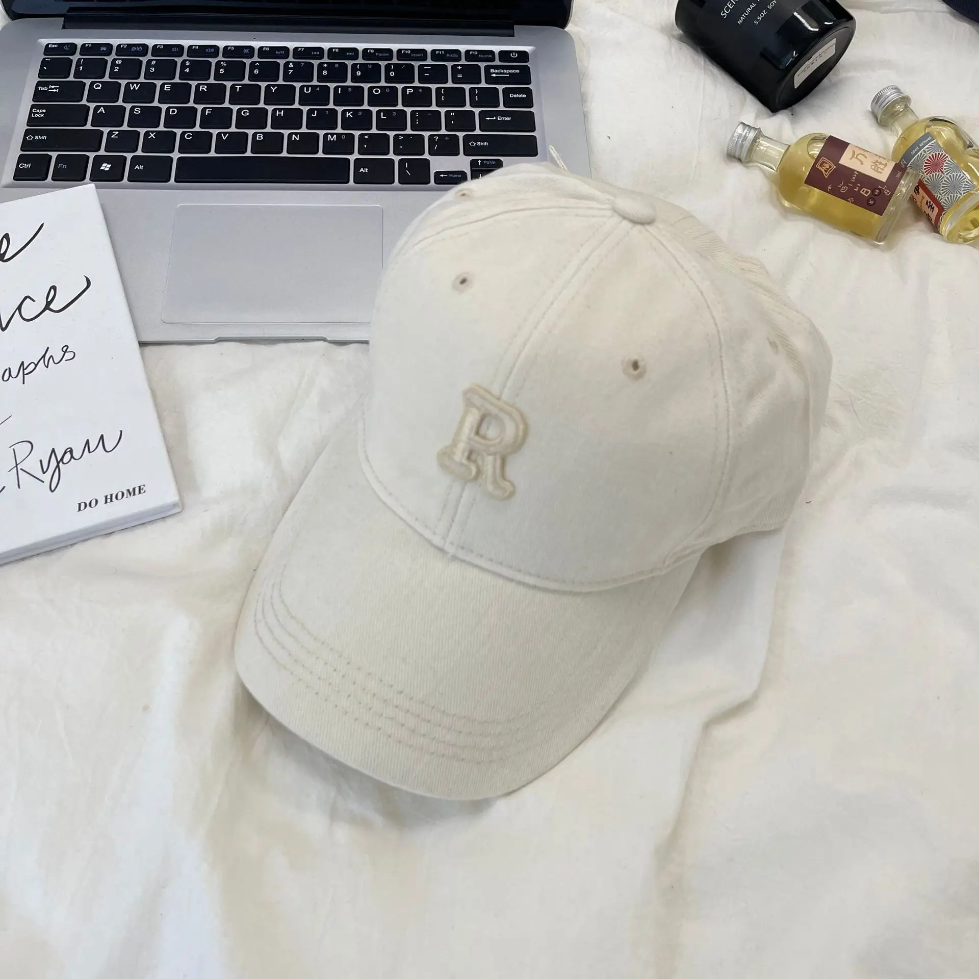 R Logo Baseball Cap Large Small Brown Beige - Image 3
