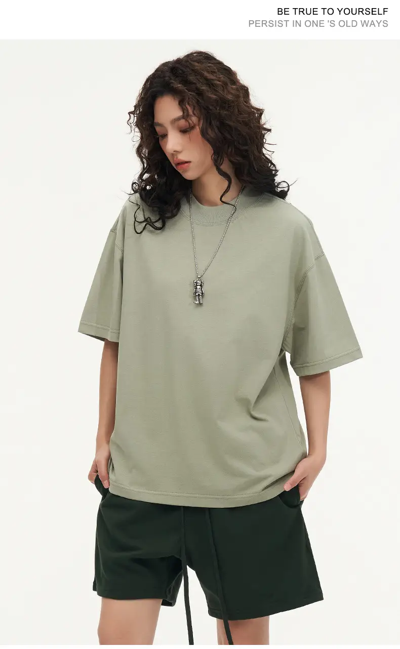 Red T-Shirt 32S Pure Cotton High Neck Loose Fit — feature 10