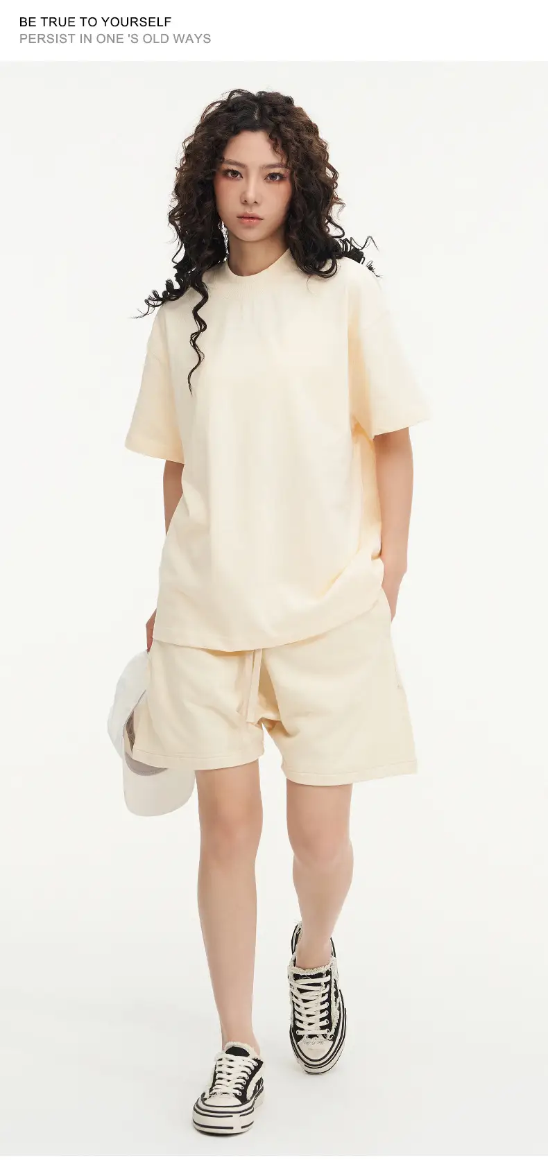 Red T-Shirt 32S Pure Cotton High Neck Loose Fit — feature 23