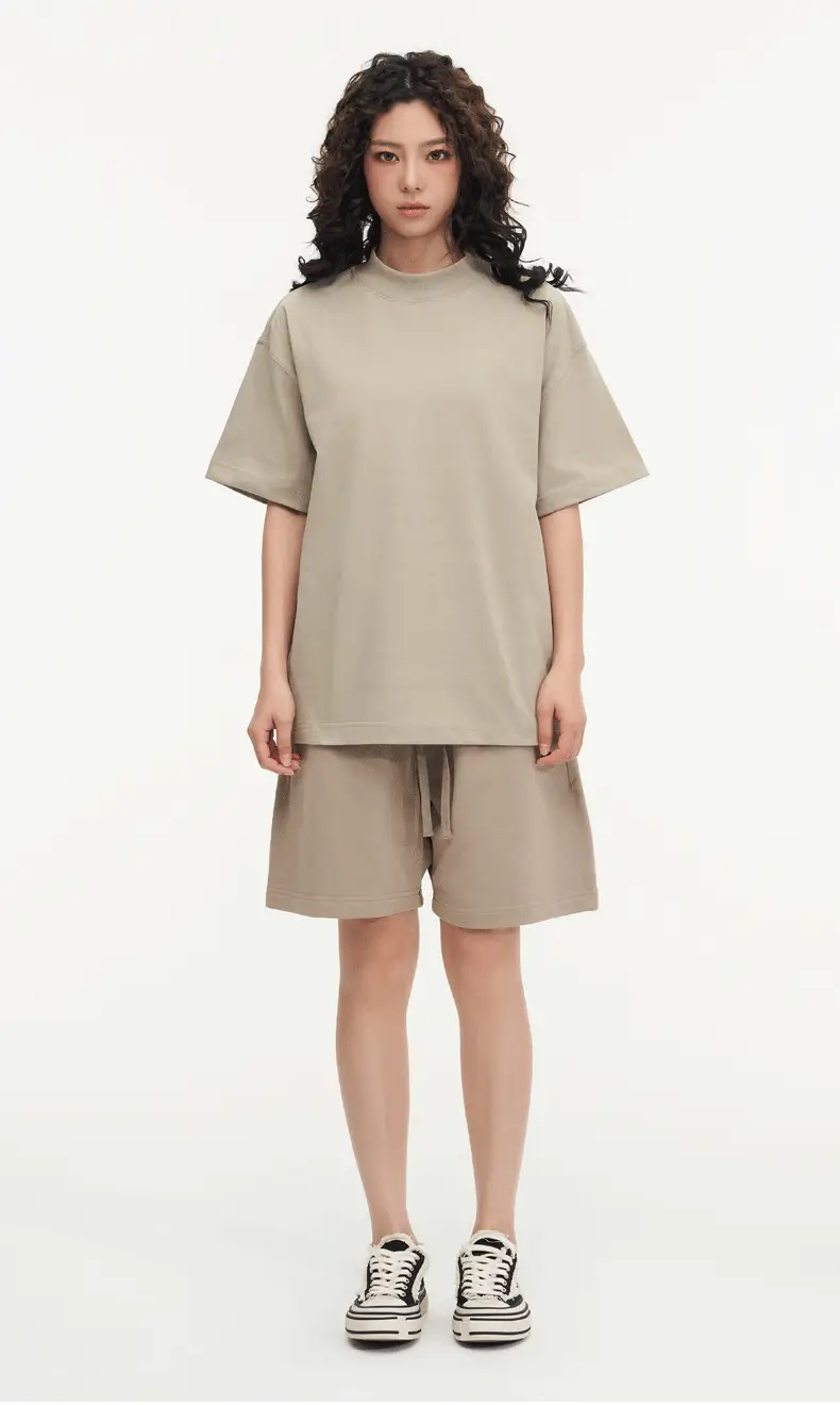 Red T-Shirt 32S Pure Cotton High Neck Loose Fit — feature 43
