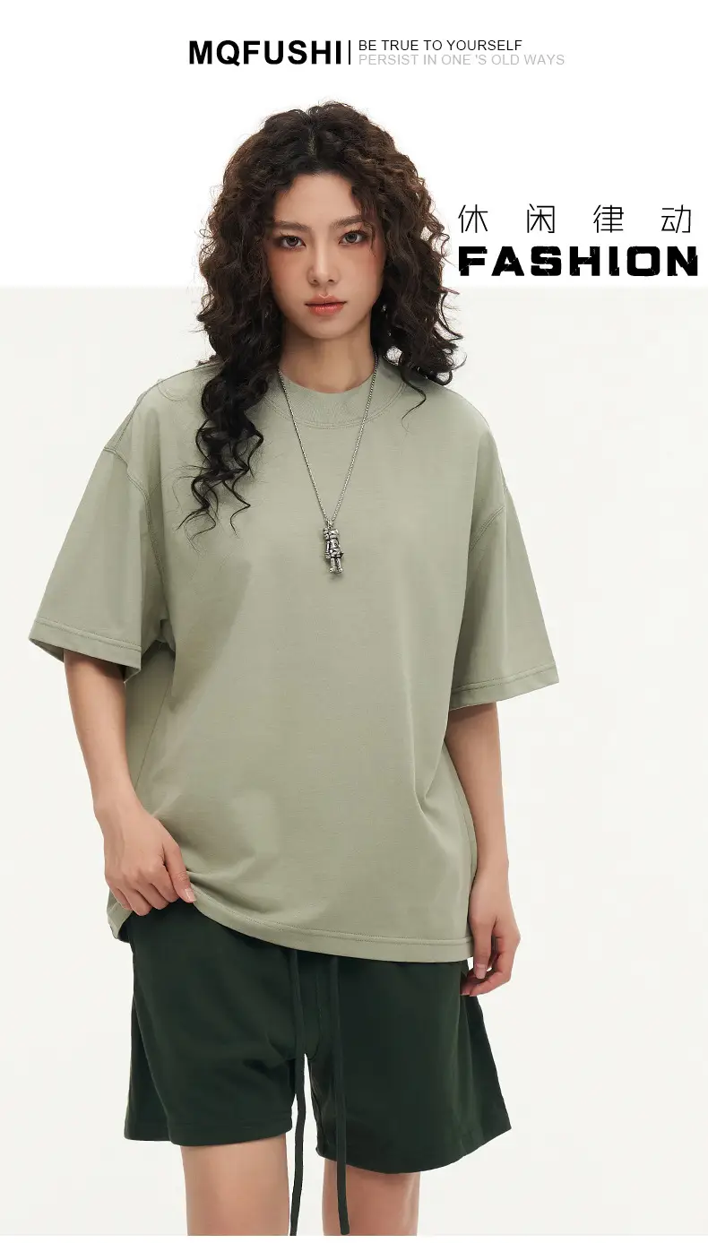 Red T-Shirt 32S Pure Cotton High Neck Loose Fit — feature 7