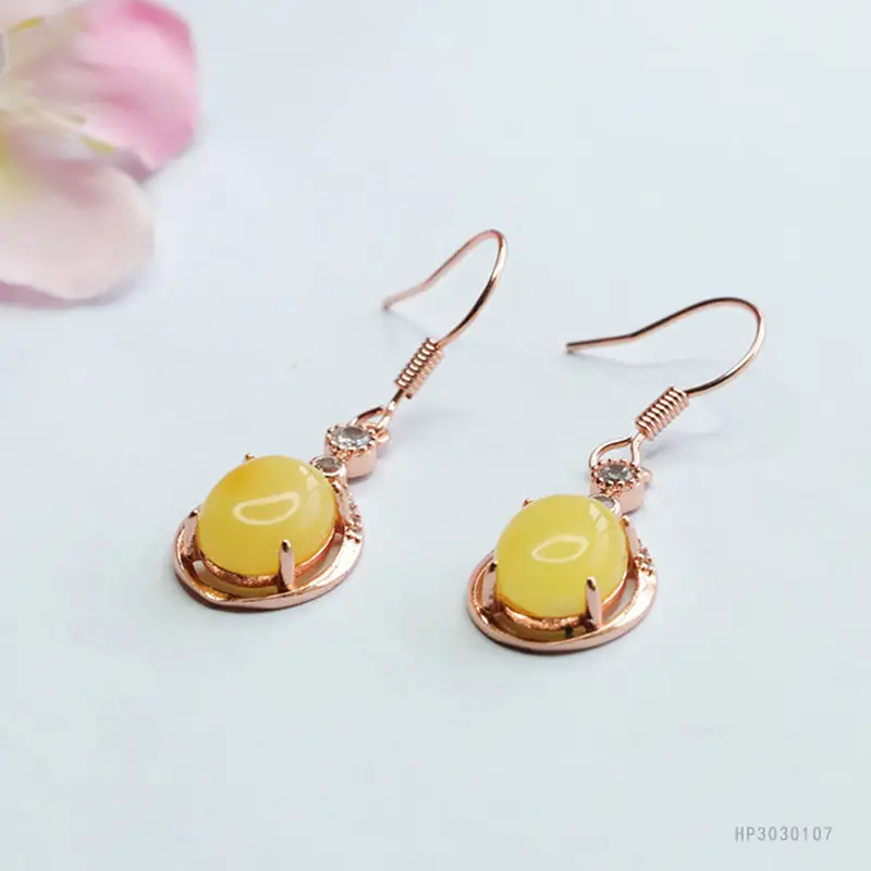 Guan Yu Yellow Amber Earrings with Honey Design — feature 8