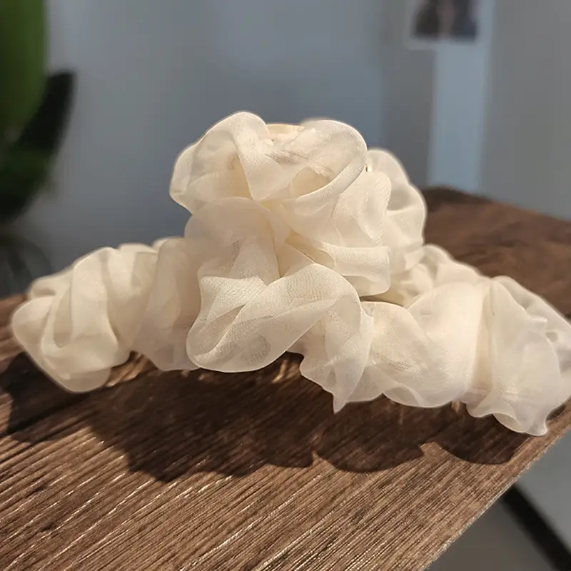 Feminine White Mesh Hair Clip for Women - Image 8