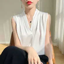 Women's White Sleeveless Fungus Lace Turtleneck Vest — feature 21