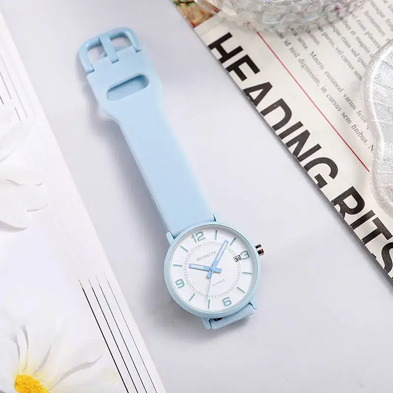 Green Silicone Student Watch with Waterproof Design - Image 5