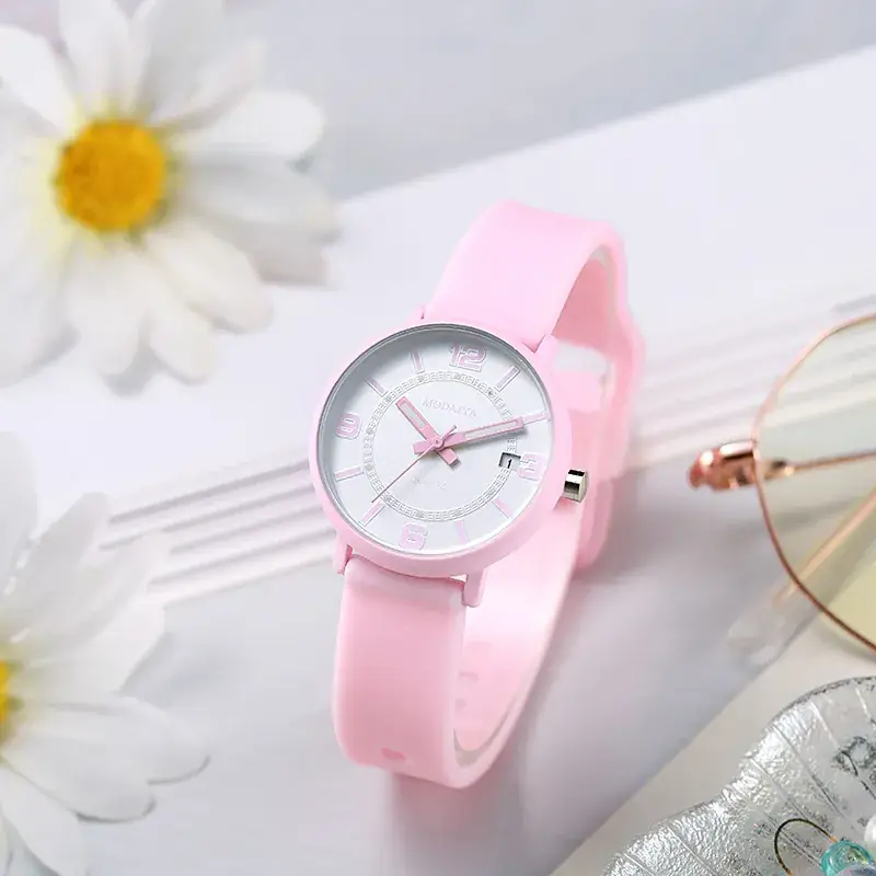 Green Silicone Student Watch with Waterproof Design - Image 3