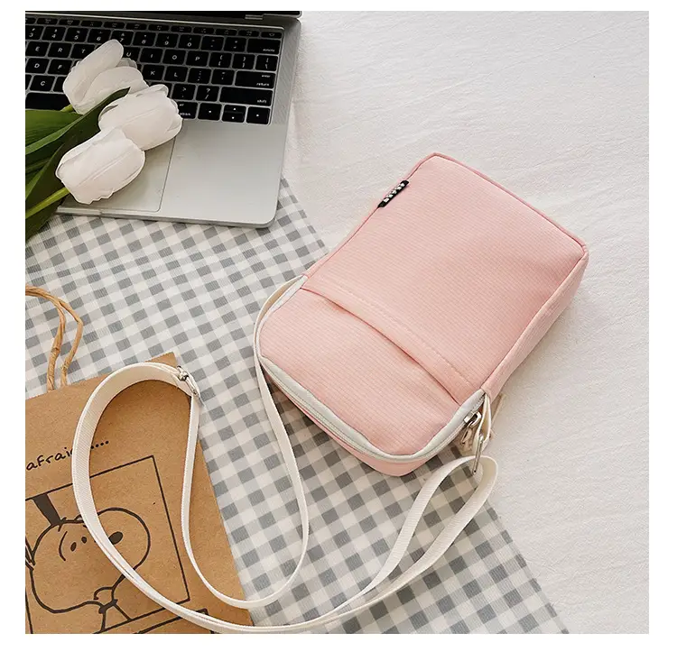 Trendy Yellow Square Mobile Phone Bag for Women — feature 37