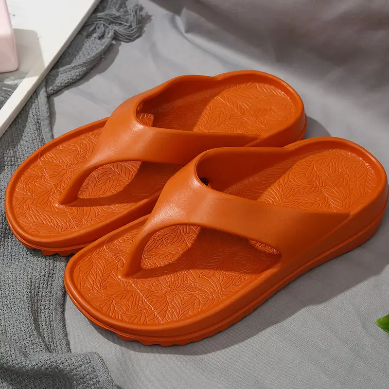 White Thick-Soled Flip Flops for Summer Comfort