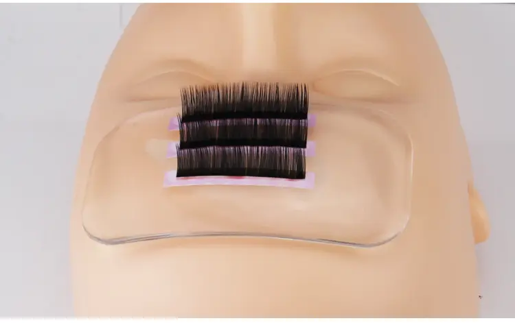 Silicone Eyelash Spacer Tool Pink Flat Base — feature 6