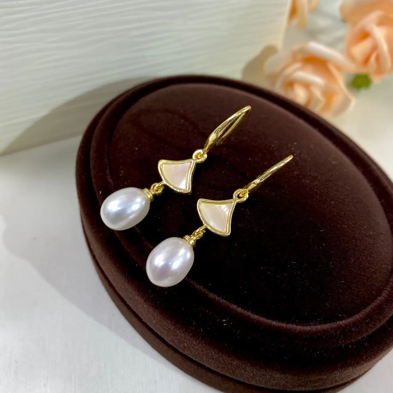 Small Pearl Earrings Women's Fashionable Summer - Image 4