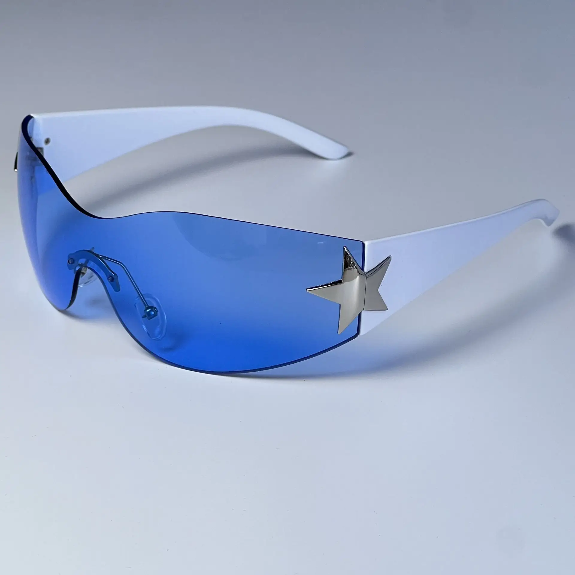 European Fashion Framed Sunglasses with 5-Pallete Star Design - Image 9