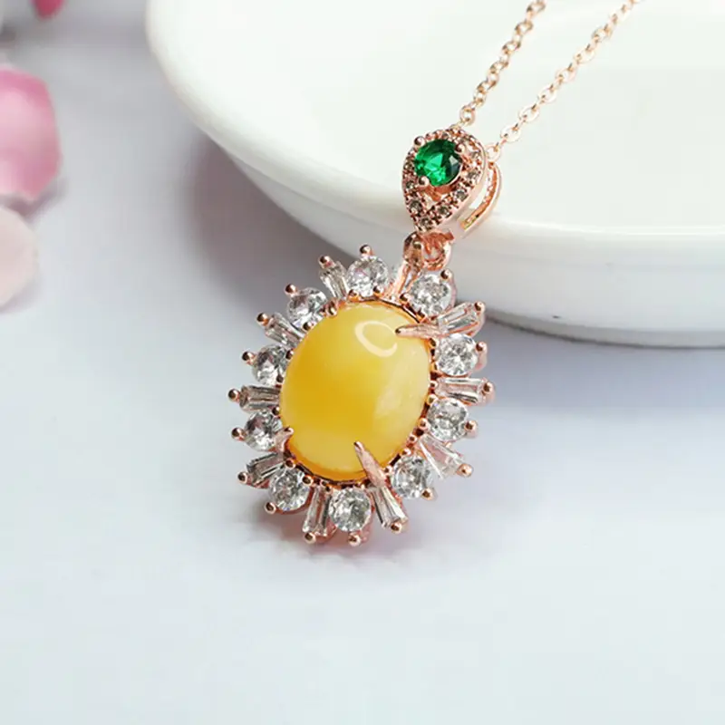 Guan Yu Yellow Amber Necklace with Crystal Set — feature 5